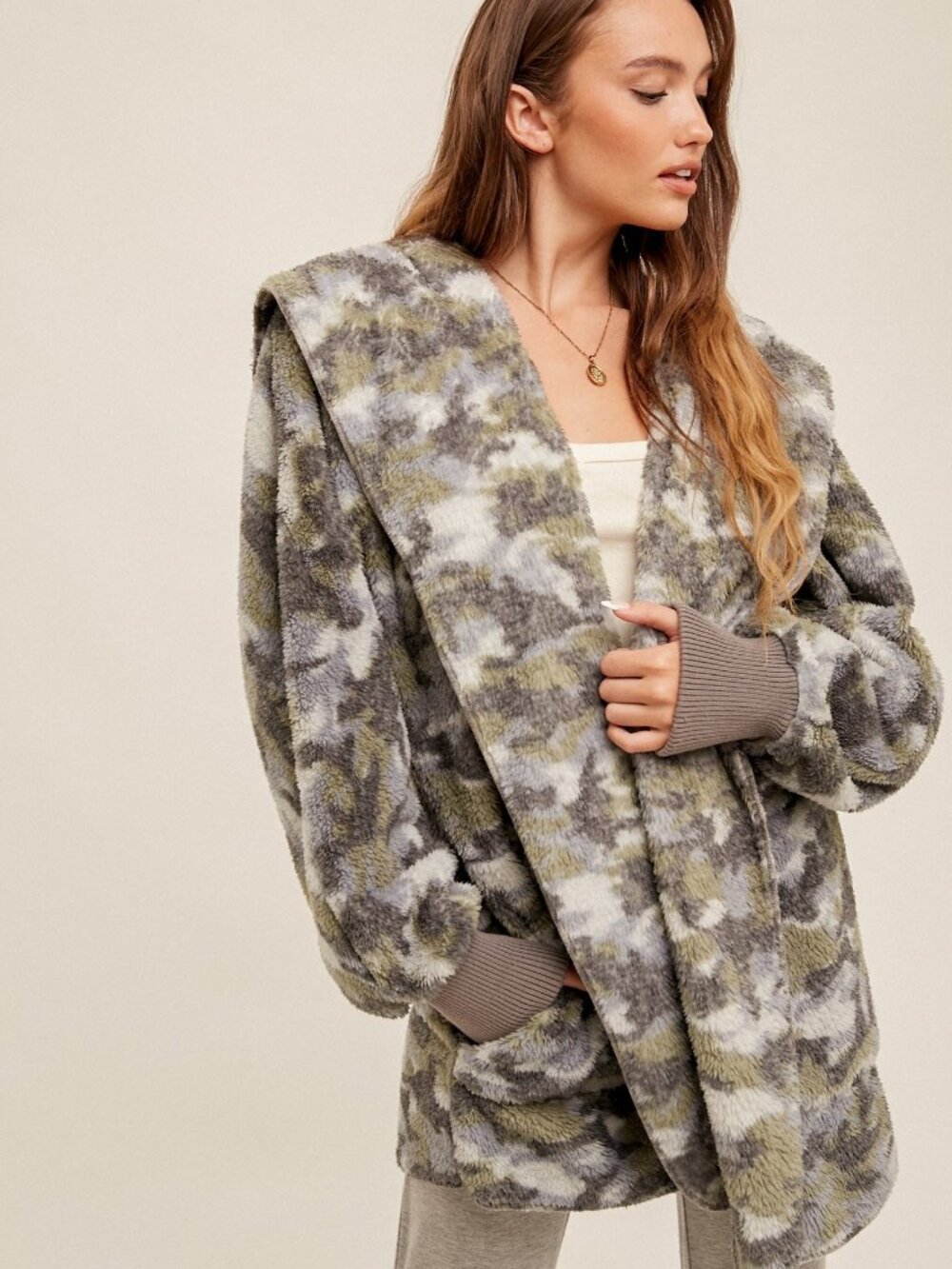 NEW Boutique Hooded Camo Teddy Jacket Cozy Sherpa Fleece Weekend Furry Soft Warm